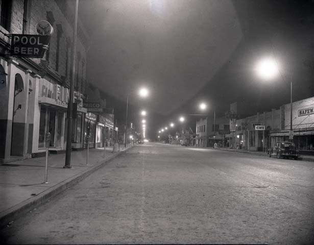 1953 Illinois Street (2)